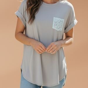 Cupio Short Sleeve Tee with Lace Pocket